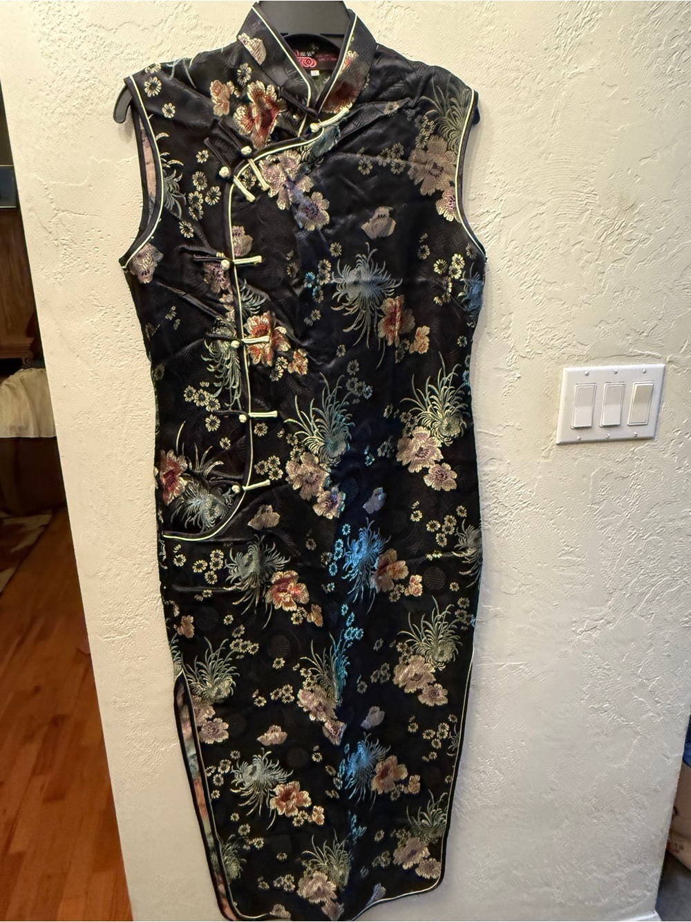 Classic Black Floral Cheongsam Dress Women’s Sz 2XL Halloween Costume